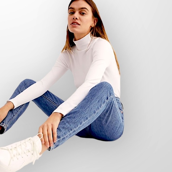 Levi’s Classic Wedgie Fit Jeans - High rise - Medium Wash - Picture 8 of 9